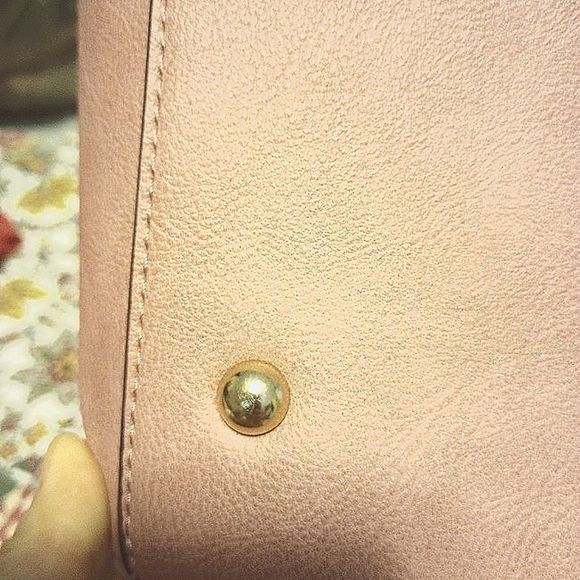 Dasein Pink Purse; Good condition - Picture 9 of 17